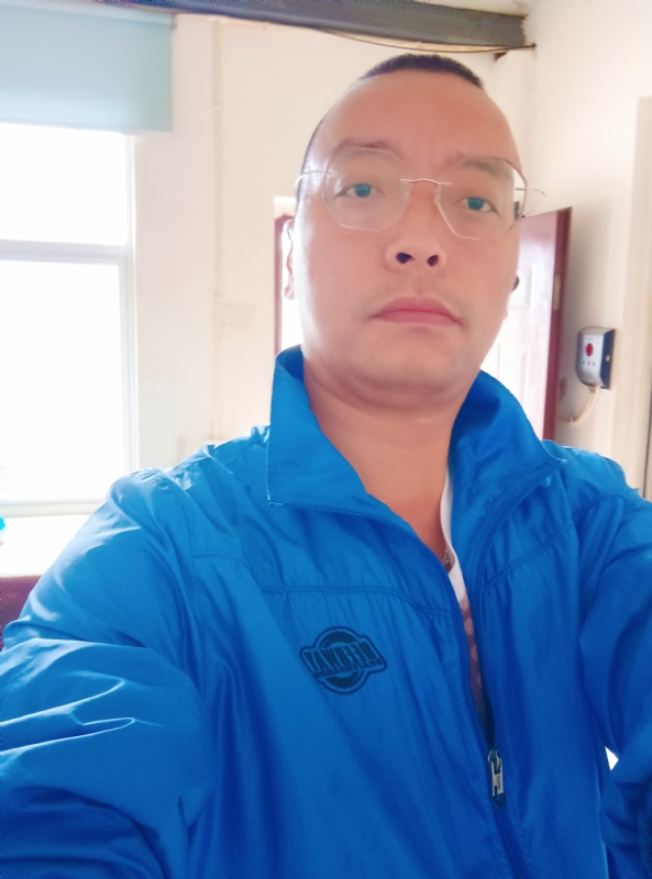 通海混混的第一张照片--玉溪交友中心